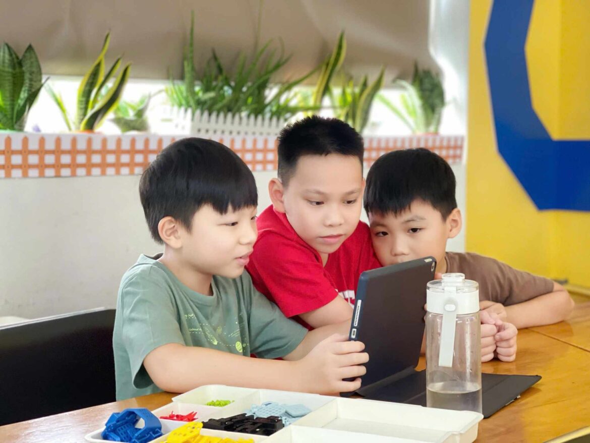 Học AI Robotic
