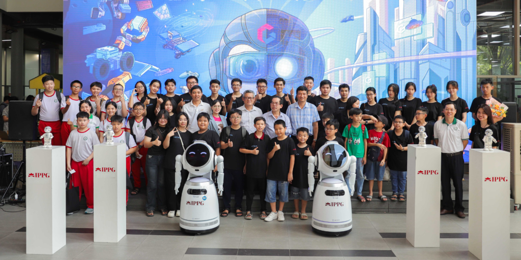 Robo G – Cuộc thi robot AI hình người đầu tiên tại Việt Nam